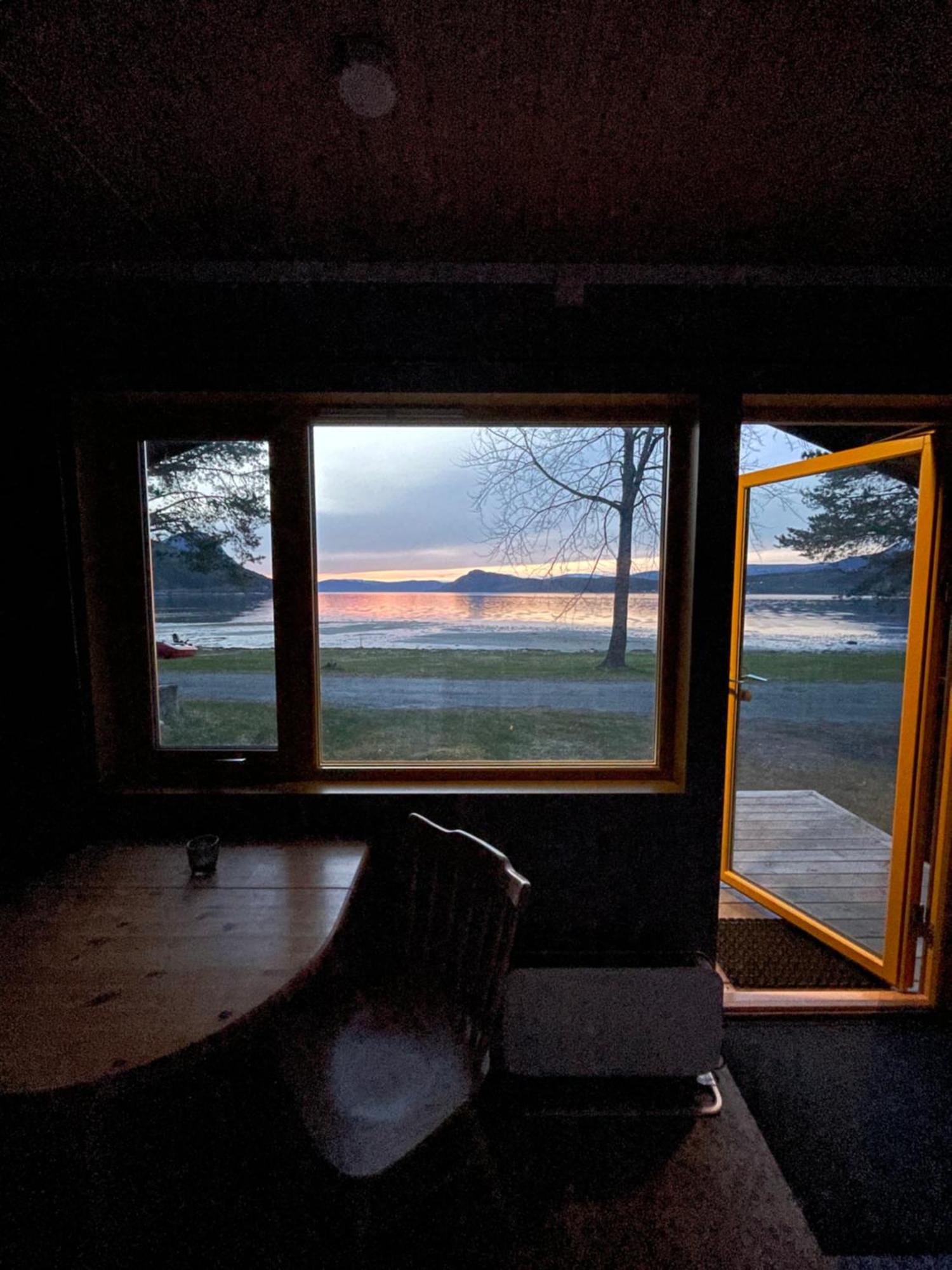 Fugelvagen, Cabins And Glamping Alvund Exterior photo