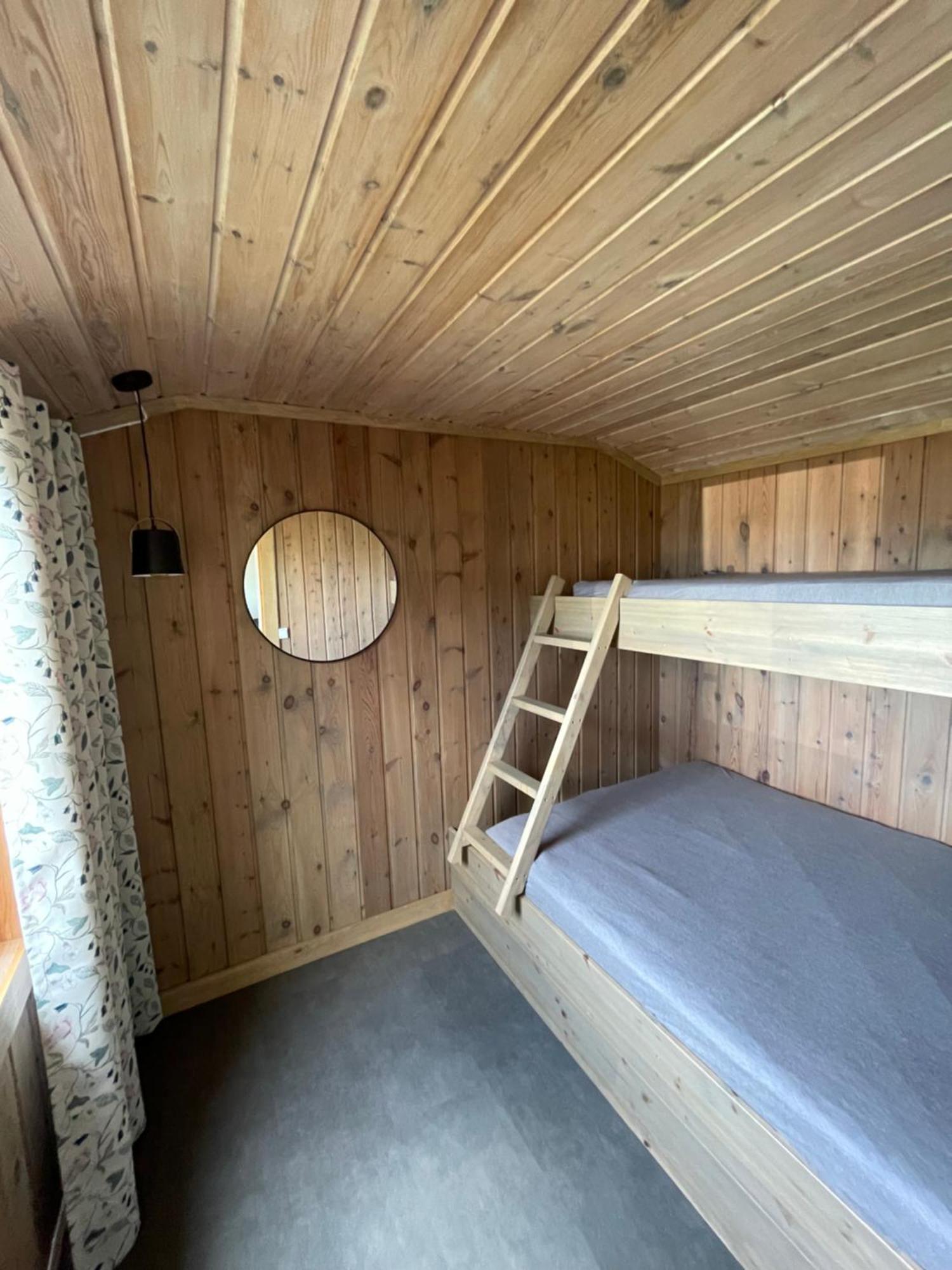 Fugelvagen, Cabins And Glamping Alvund Exterior photo