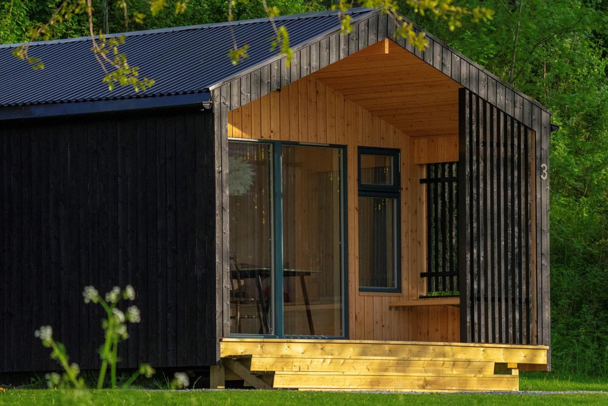 Fugelvagen, Cabins And Glamping Alvund Exterior photo