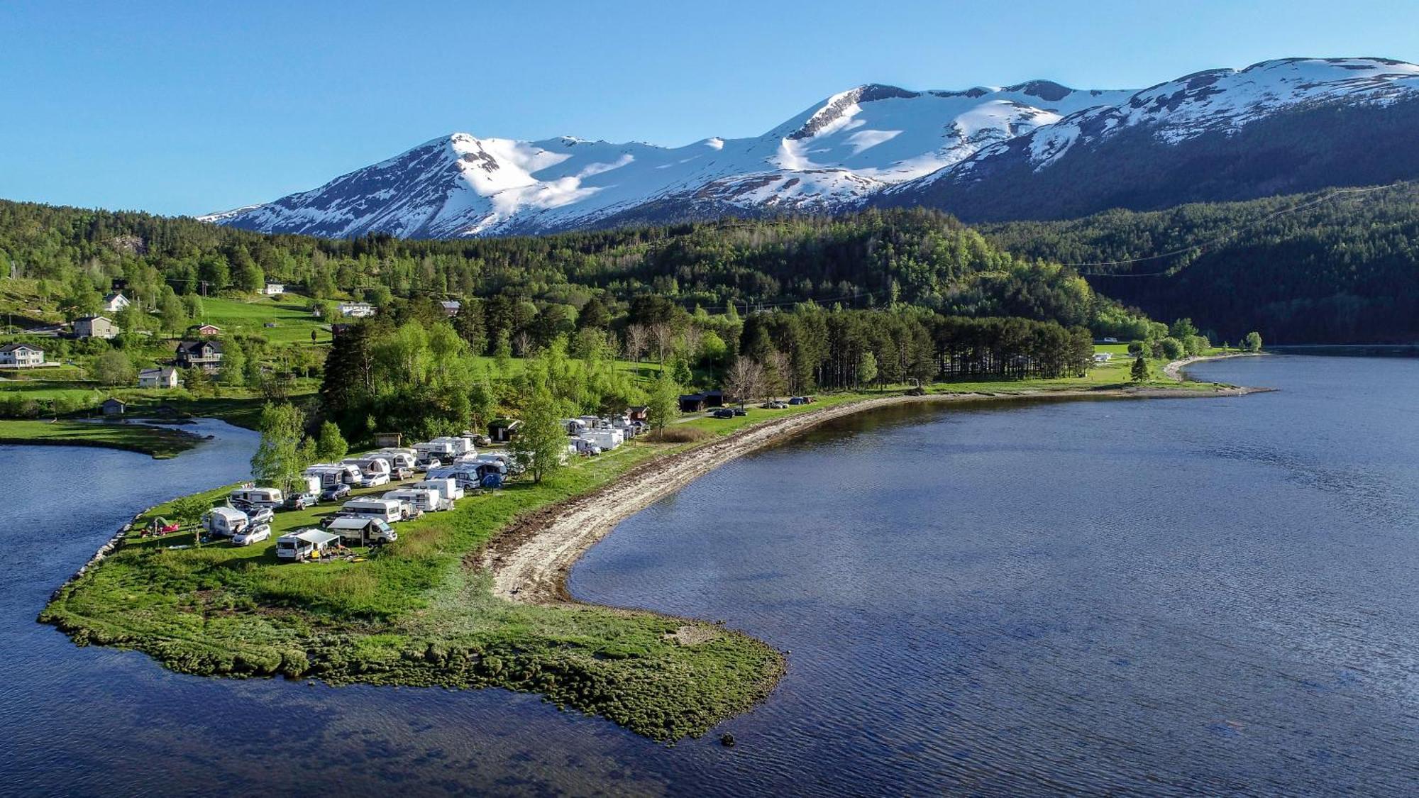 Fugelvagen, Cabins And Glamping Alvund Exterior photo