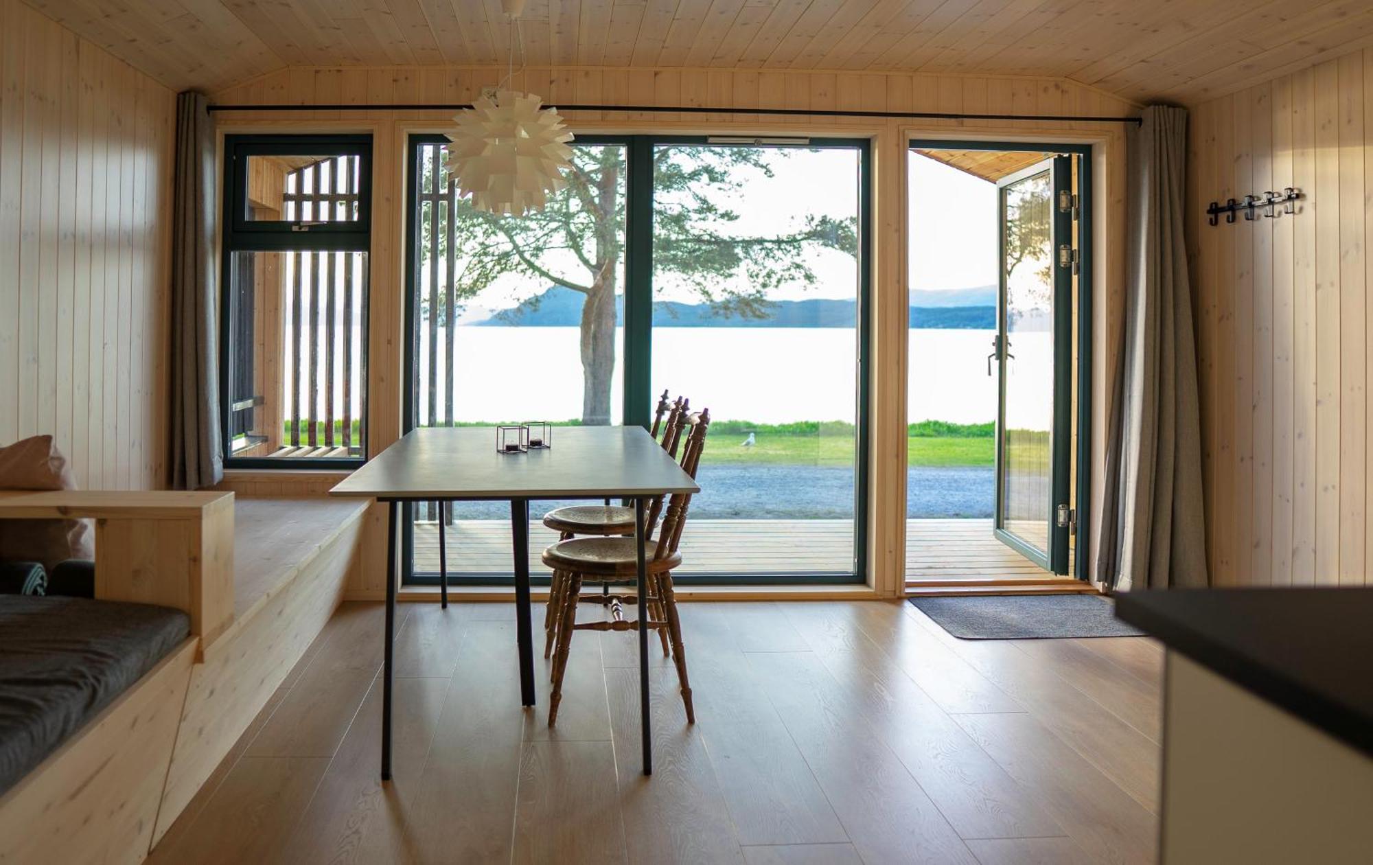 Fugelvagen, Cabins And Glamping Alvund Exterior photo