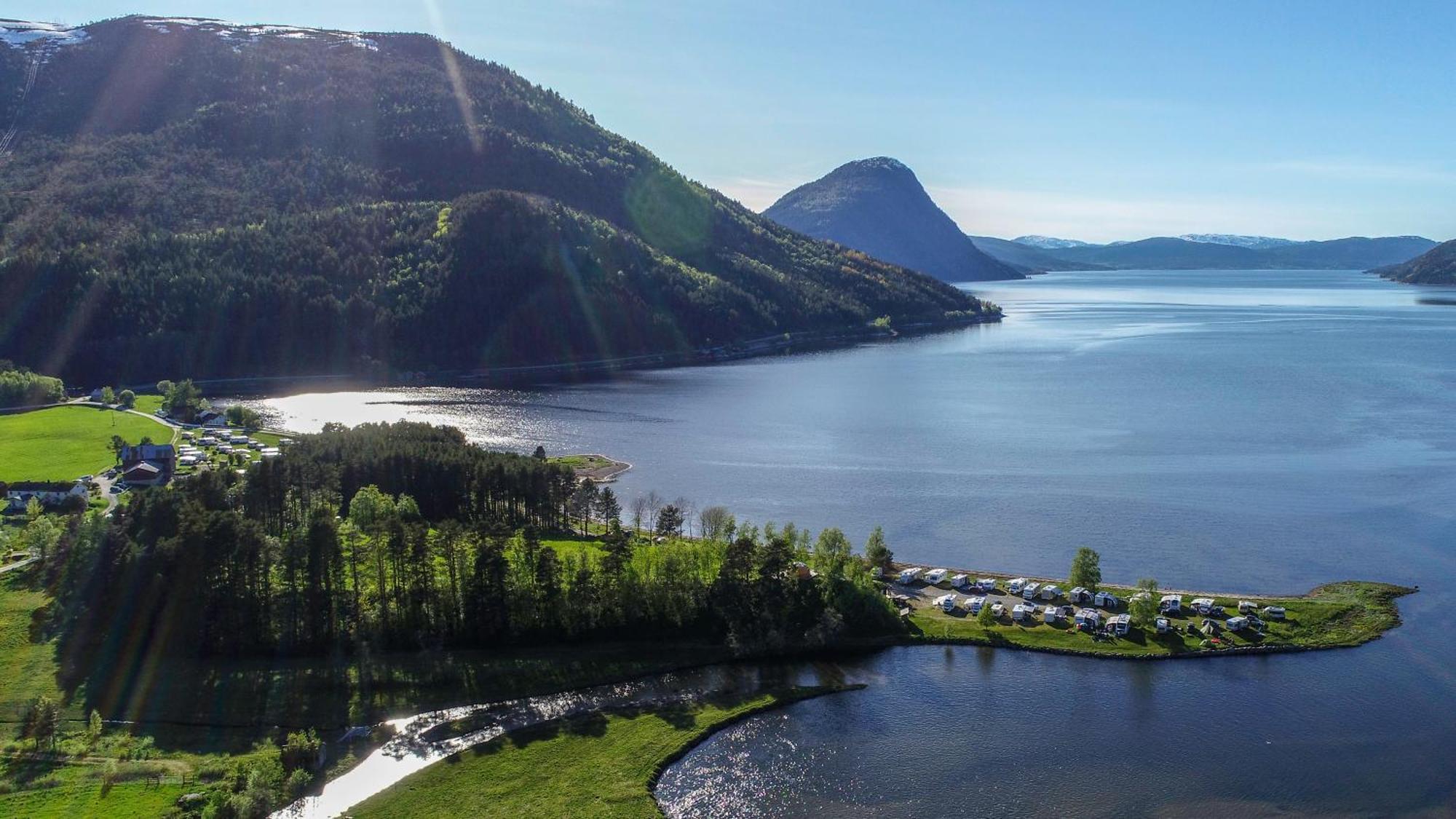 Fugelvagen, Cabins And Glamping Alvund Exterior photo